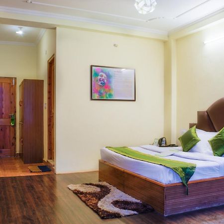 Hotel Treebo Trend Celebriti Manali Vashist Exterior foto