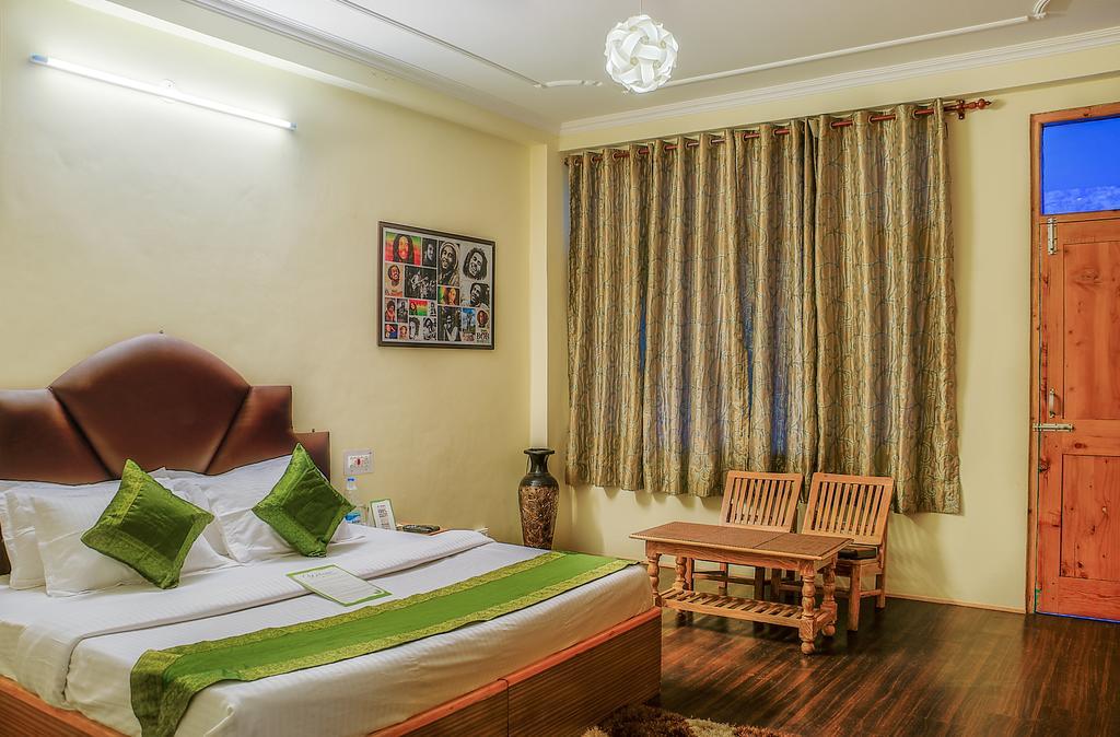 Hotel Treebo Trend Celebriti Manali Vashist Exterior foto