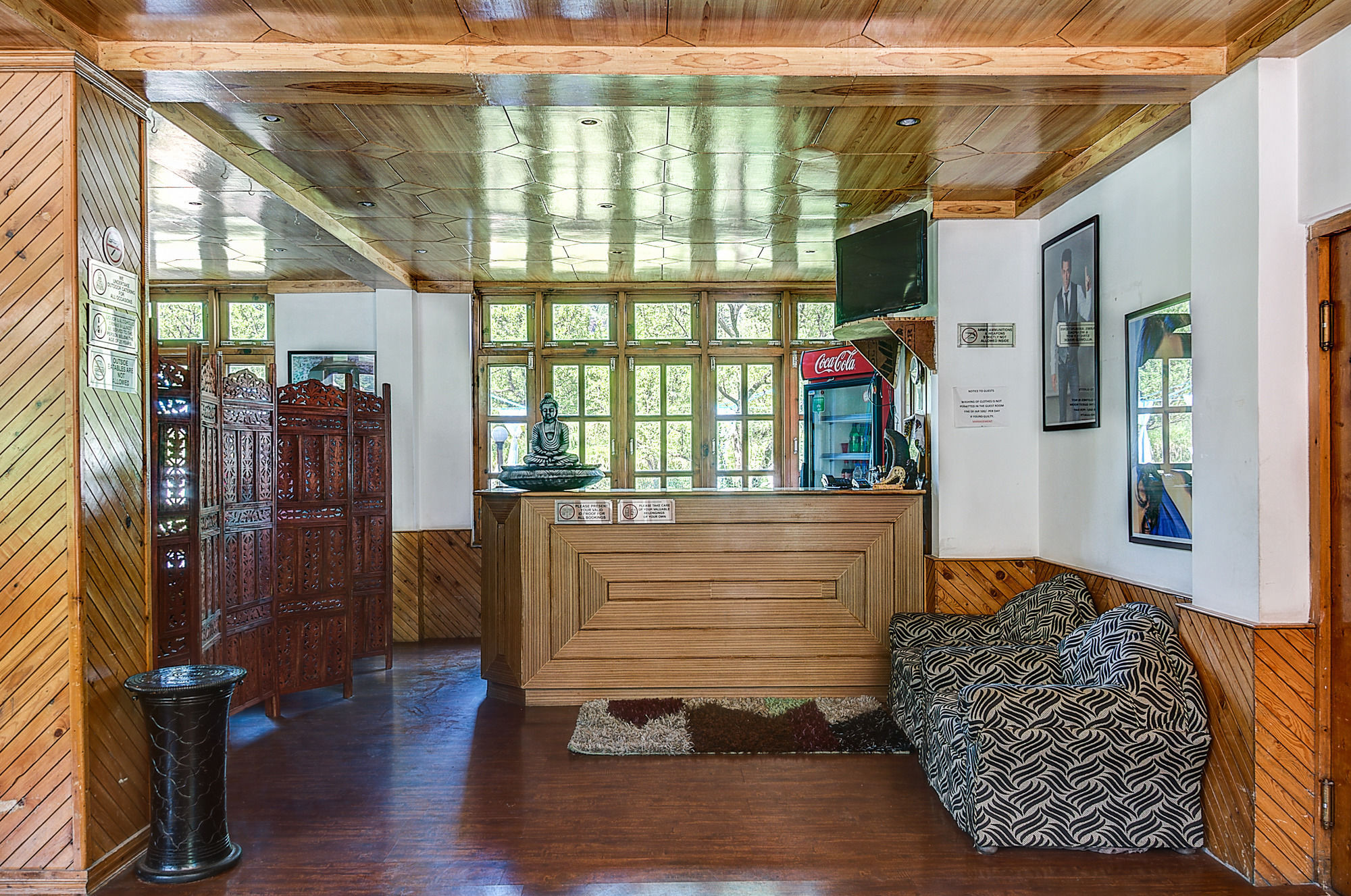Hotel Treebo Trend Celebriti Manali Vashist Exterior foto