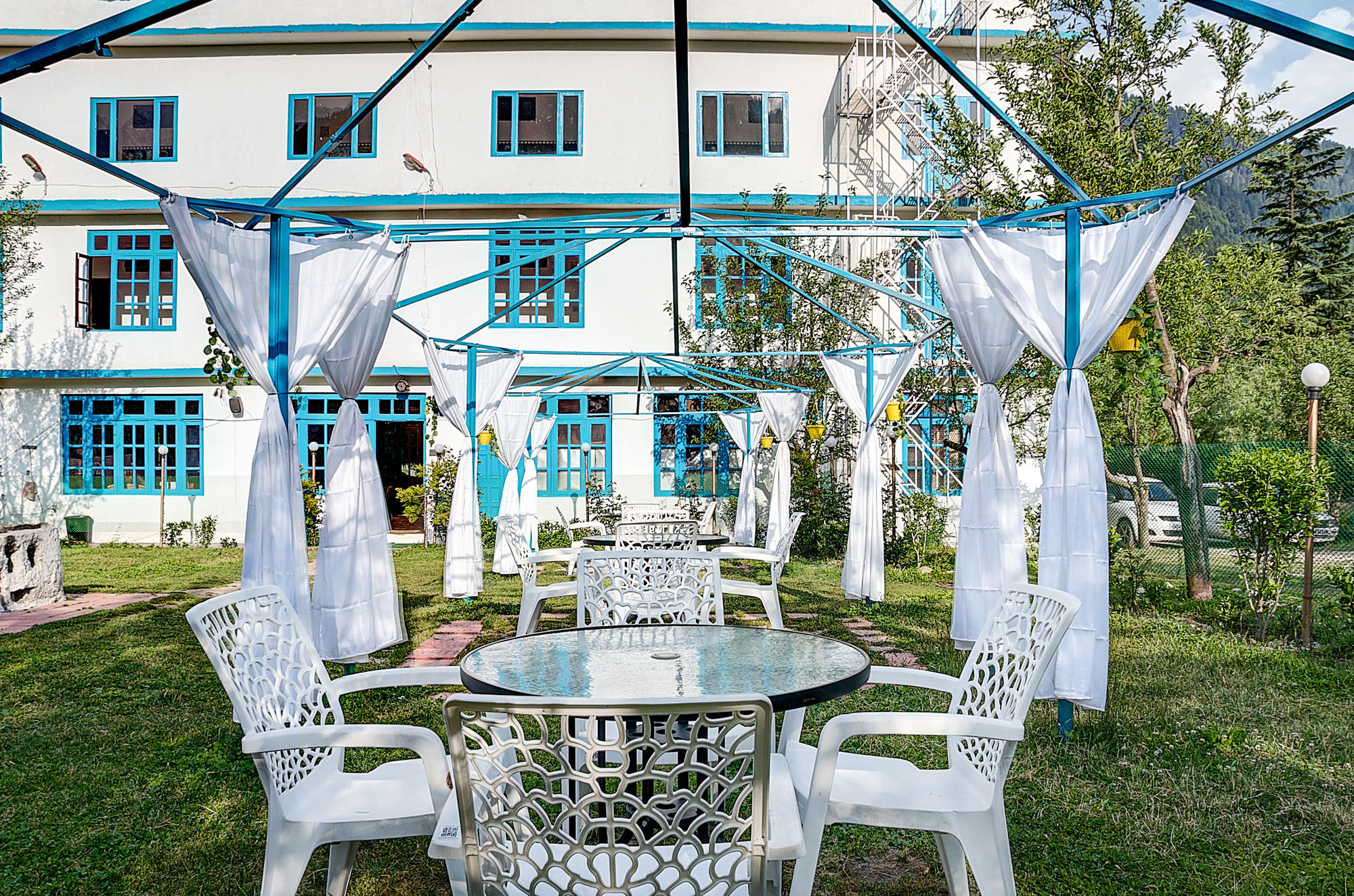 Hotel Treebo Trend Celebriti Manali Vashist Exterior foto